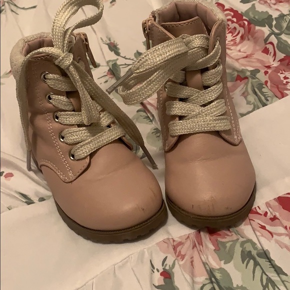 Pink Boots Size 5 - Picture 2 of 5